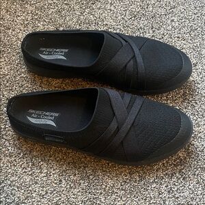 Skechers Men's Black Loafers